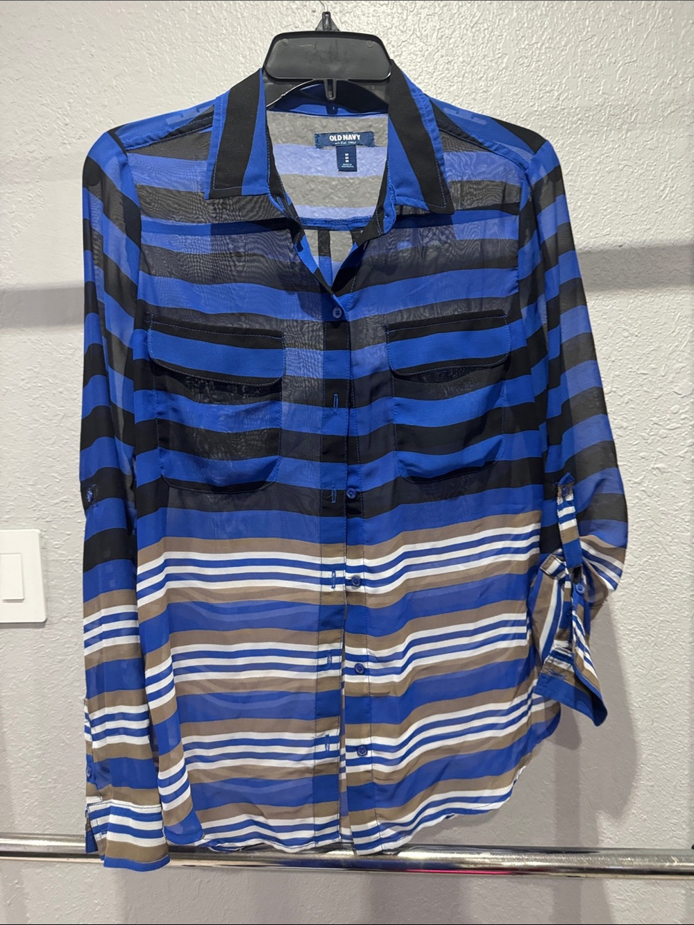 Old Navy Blue, Black & Tan Striped Women’s Button-Down Shirt